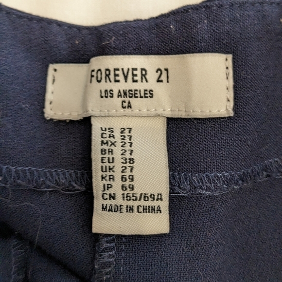 Forever 21 dark blue shorts size 27 - Picture 4 of 4